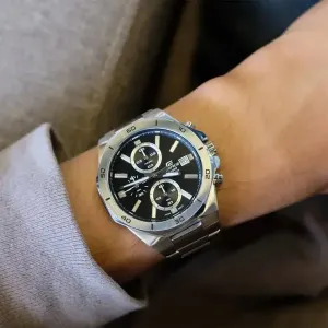 Мъжки часовник CASIO Edifice EFV-640D-1A