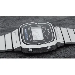 Дамски часовник CASIO Vintage LA670WEA-1EF